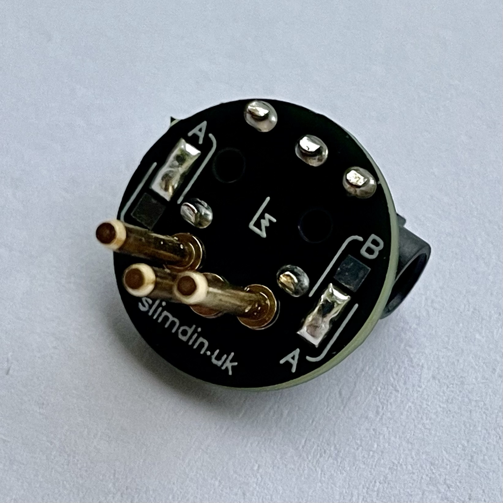 Inspecting solder joints